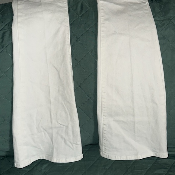 Fairest of them all
The down low weekender skimp - Picture 2 of 6